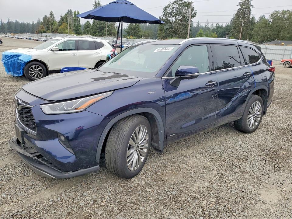 Продажа на аукционе авто 2025 Toyota Highlander Hybrid, vin: 5TDEBRCH1SS662062, номер лота: 64481466