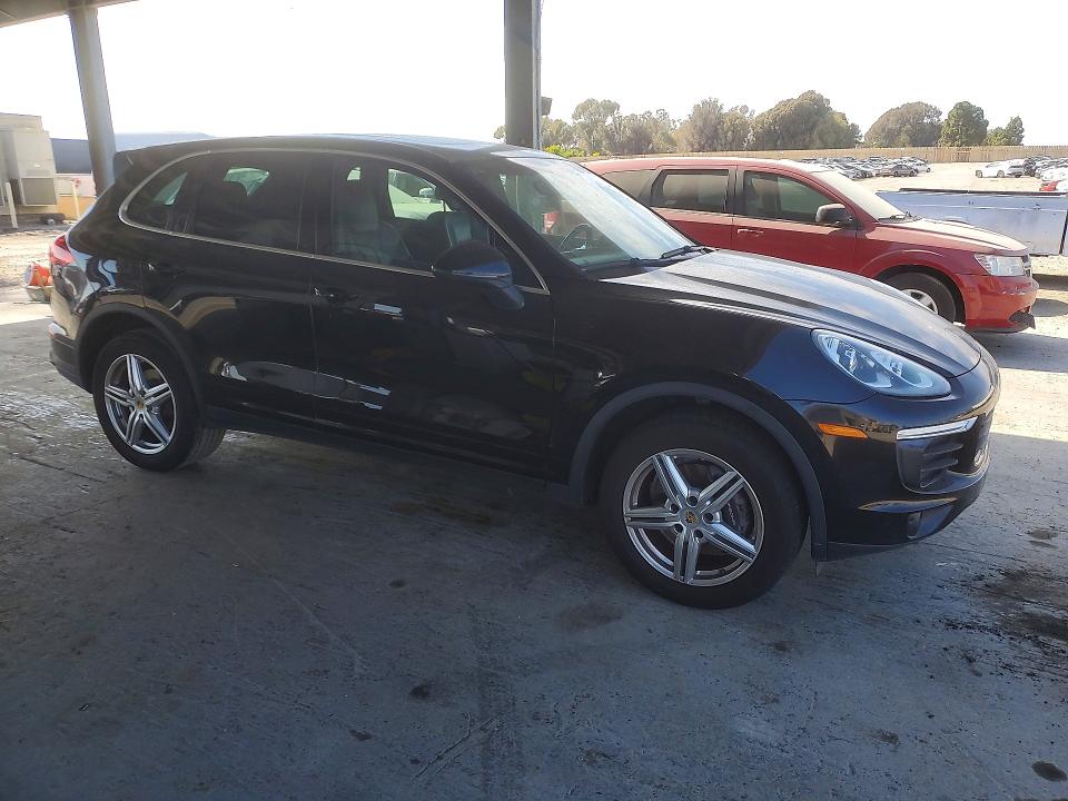 2016 Porsche Cayenne მანქანა იყიდება აუქციონზე, vin: WP1AA2A25GKA12140, აუქციონის ნომერი: 64563496