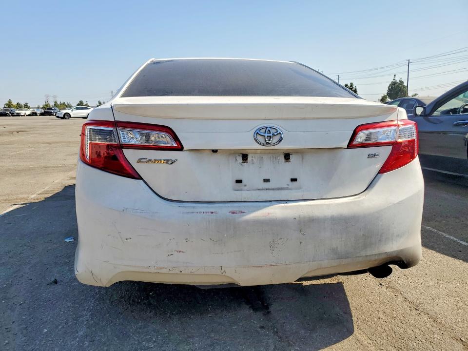 2014 Toyota Camry მანქანა იყიდება აუქციონზე, vin: 4T1BF1FK1EU777305, აუქციონის ნომერი: 64695006