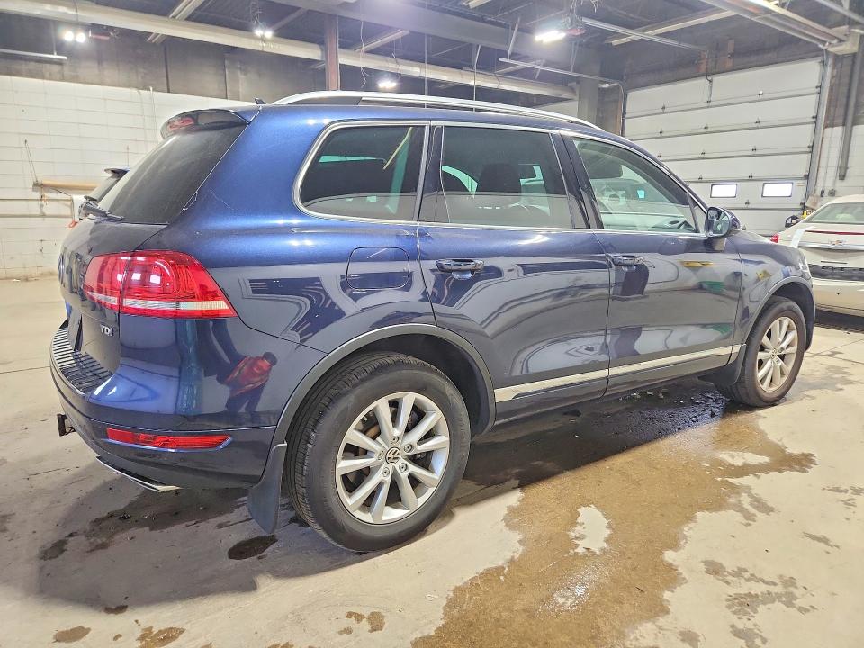 2013 Volkswagen Touareg მანქანა იყიდება აუქციონზე, vin: WVGEP9BP4DD012873, აუქციონის ნომერი: 66301526