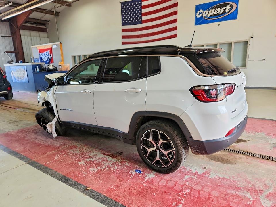 66496136 :رقم المزاد ، 3C4NJDCN4ST555525 vin ، 2025 Jeep Compass مزاد بيع