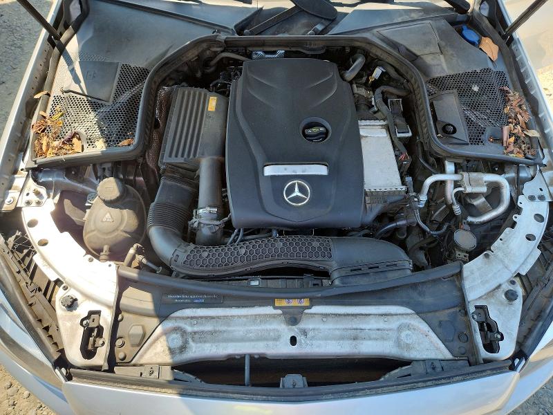 62632836 :رقم المزاد ، 55SWF4JB3JU257591 vin ، 2018 Mercedes-benz C مزاد بيع
