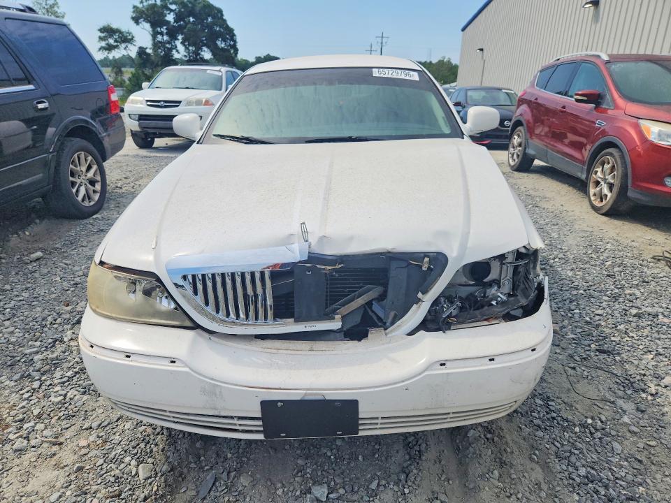 Aukcja sprzedaży 2003 Lincoln Town Car, vin: 1LNHM81W13Y626697, numer aukcji: 65729796