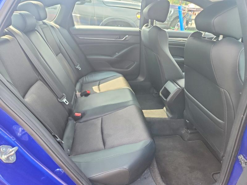 2018 Honda Accord მანქანა იყიდება აუქციონზე, vin: 1HGCV1F3XJA014894, აუქციონის ნომერი: 65375266