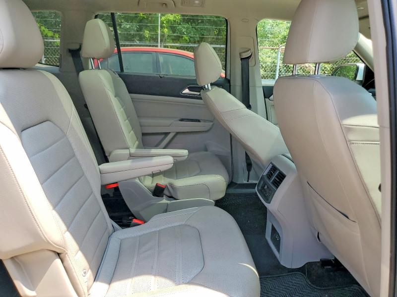 Продаж на аукціоні авто 2018 Volkswagen Atlas, vin: 1V2NR2CA2JC532487, номер лоту: 63893096