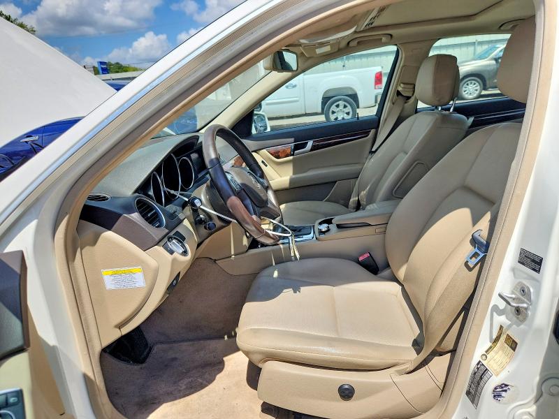 2013 Mercedes-benz C მანქანა იყიდება აუქციონზე, vin: WDDGF4HB7DA771541, აუქციონის ნომერი: 64512156