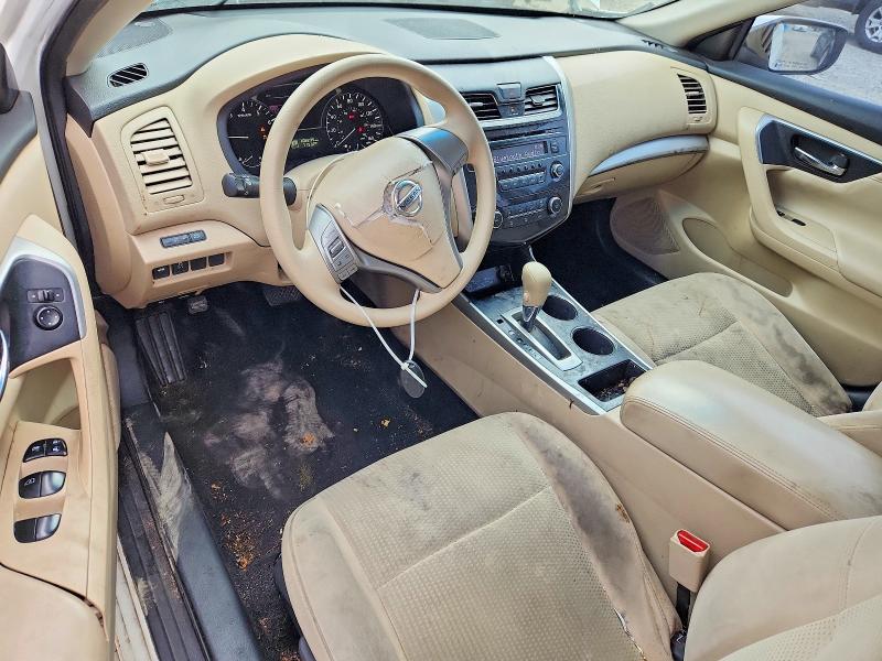 2015 Nissan Altima მანქანა იყიდება აუქციონზე, vin: 1N4AL3AP7FC592020, აუქციონის ნომერი: 65567226