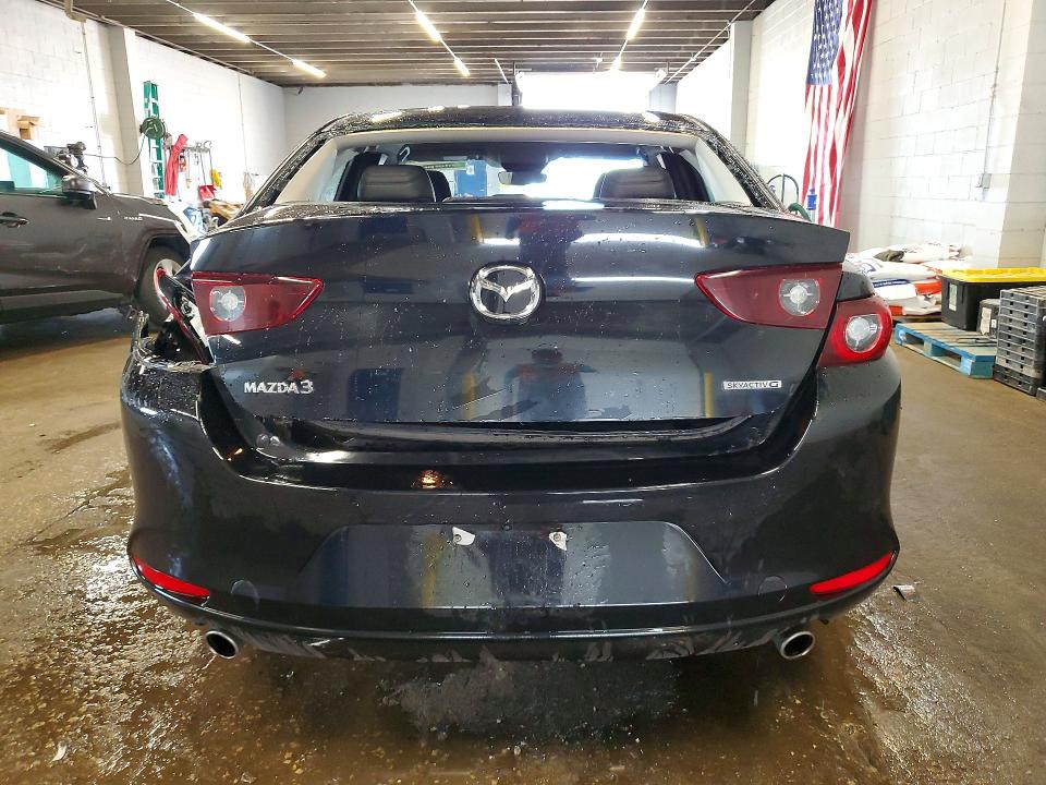 2025 Mazda 3 მანქანა იყიდება აუქციონზე, vin: JM1BPABM5S1761386, აუქციონის ნომერი: 63590216