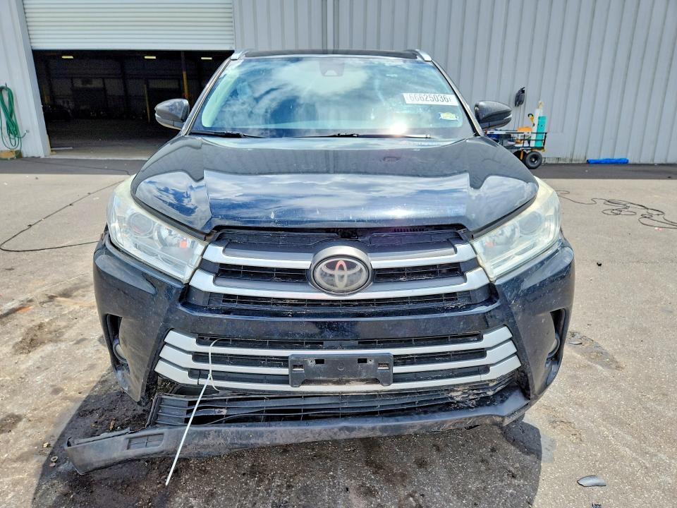 Продажа на аукционе авто 2019 Toyota Highlander, vin: 5TDKZRFH5KS555168, номер лота: 66625036