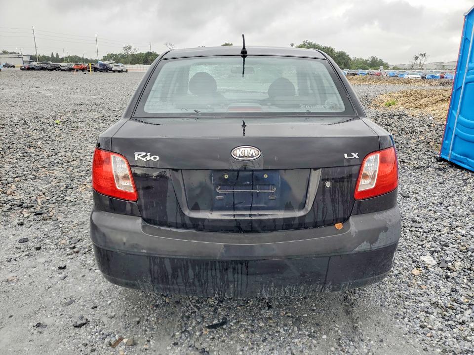 2006 Kia Rio მანქანა იყიდება აუქციონზე, vin: KNADE123166136575, აუქციონის ნომერი: 62946186