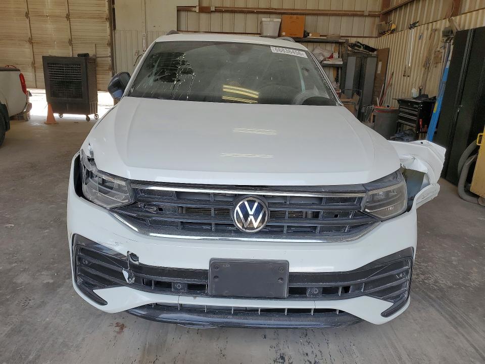 2022 Volkswagen Tiguan მანქანა იყიდება აუქციონზე, vin: 3VVCB7AX8NM135017, აუქციონის ნომერი: 66836456