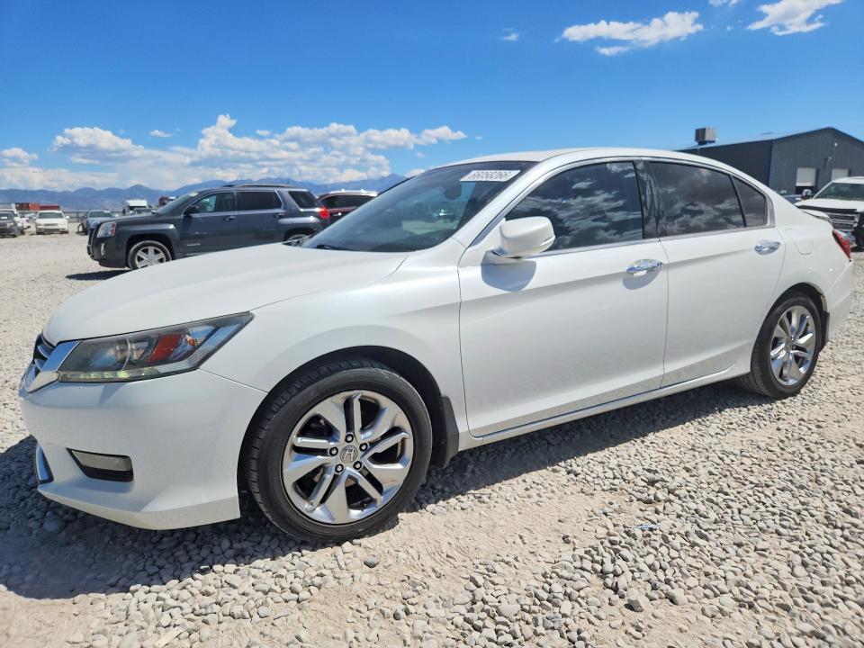 Auction sale of the 2015 Honda Accord, vin: 1HGCR3F91FA004086, lot number: 66058266