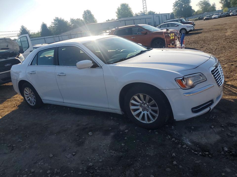 Продаж на аукціоні авто 2014 Chrysler 300, vin: 2C3CCAAG9EH380226, номер лоту: 64266016