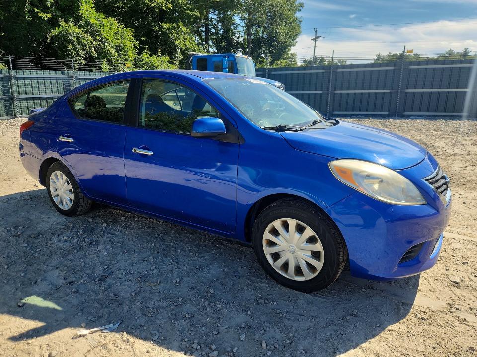 2013 Nissan Versa მანქანა იყიდება აუქციონზე, vin: 3N1CN7AP6DL861214, აუქციონის ნომერი: 67168236