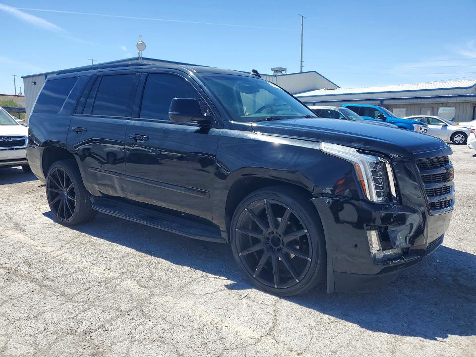 2017 Cadillac Escalade მანქანა იყიდება აუქციონზე, vin: 1GYS3AKJ3HR288609, აუქციონის ნომერი: 65559216