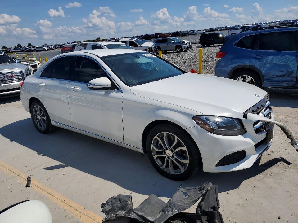 67102856 :رقم المزاد ، 55SWF4KB6FU071310 vin ، 2015 Mercedes-benz C مزاد بيع