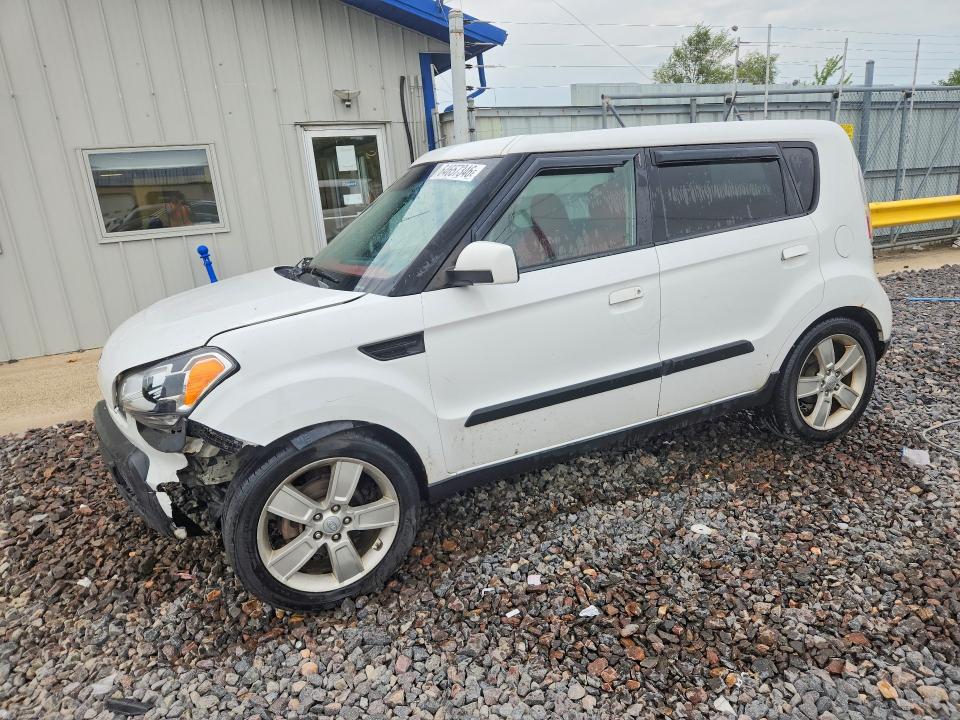 64657346 :رقم المزاد ، KNDJT2A27A7701179 vin ، 2010 Kia Soul مزاد بيع