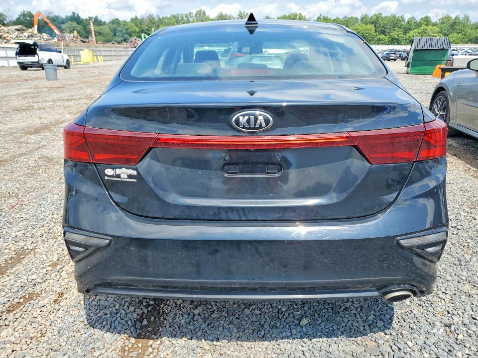 2019 Kia Forte მანქანა იყიდება აუქციონზე, vin: 3KPF24AD0KE087440, აუქციონის ნომერი: 63856816