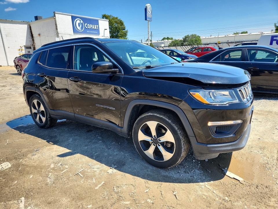 Продаж на аукціоні авто 2018 Jeep Compass, vin: 3C4NJCBB4JT124943, номер лоту: 65903316