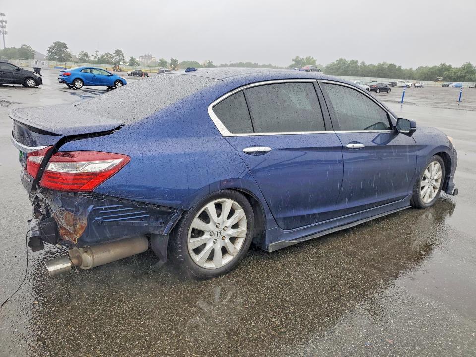 Продажа на аукционе авто 2015 Honda Accord, vin: 1HGCR2F85FA099995, номер лота: 65433456