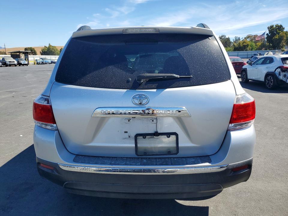 64158226 :رقم المزاد ، 5TDZA3EH3CS025562 vin ، 2012 Toyota Highlander مزاد بيع