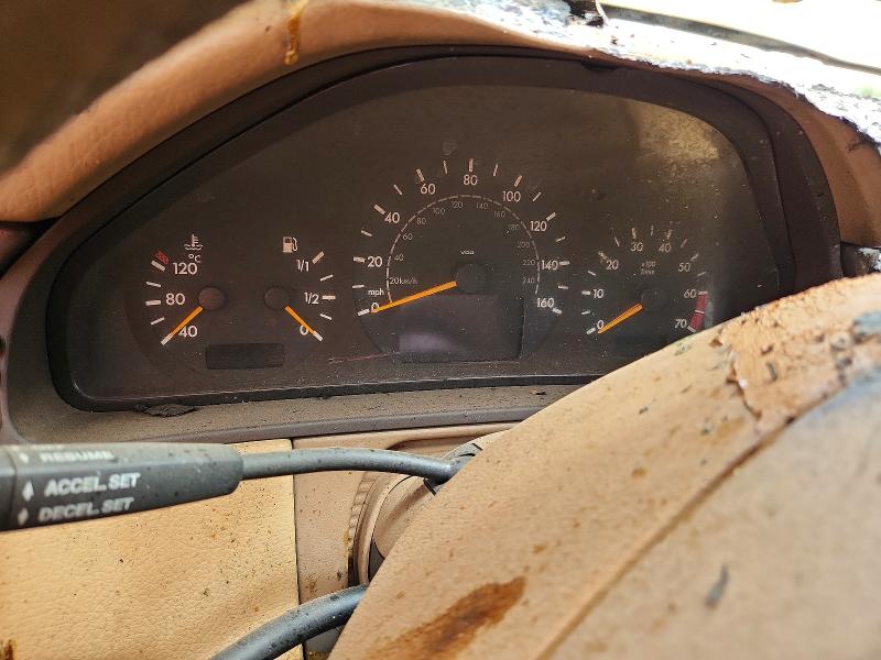 63598356 :رقم المزاد ، WDBJF65J6YB126837 vin ، 2000 Mercedes-benz E مزاد بيع