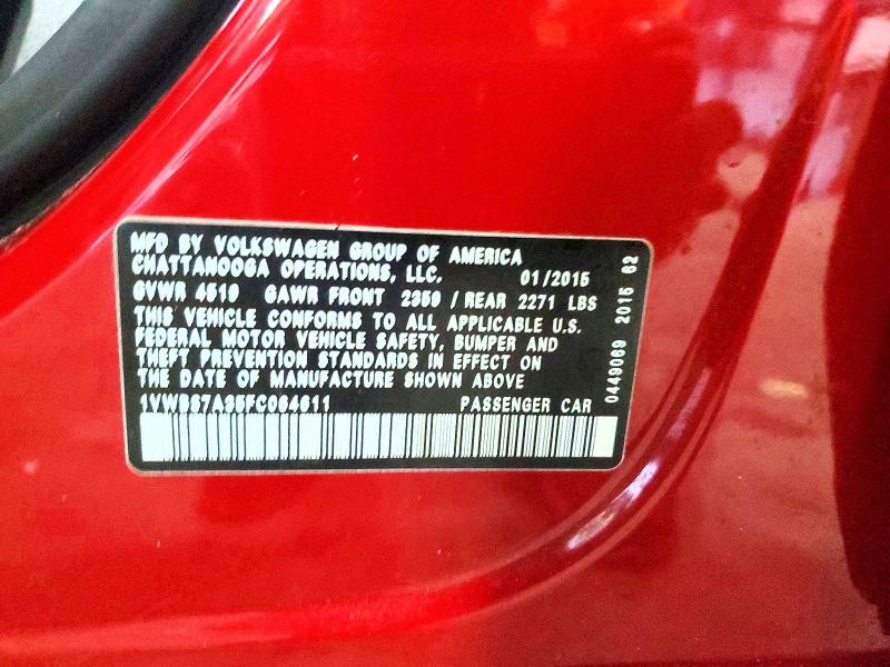 64111516 :رقم المزاد ، 1VWBS7A35FC064611 vin ، 2015 Volkswagen Passat مزاد بيع