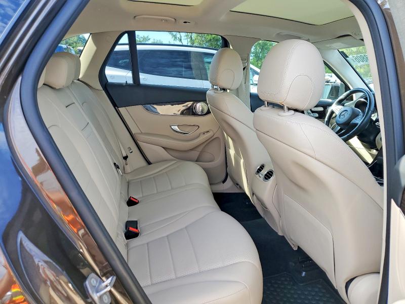 66283806 :رقم المزاد ، WDC0G4KB3HV012976 vin ، 2017 Mercedes-benz Glc مزاد بيع