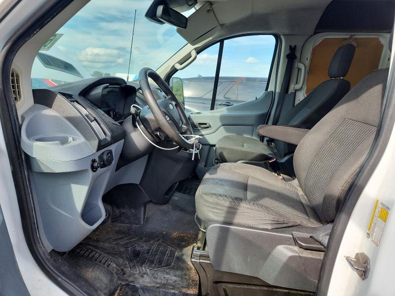 64808236 :رقم المزاد ، 1FTYR1ZM2HKA77733 vin ، 2017 Ford Transit مزاد بيع