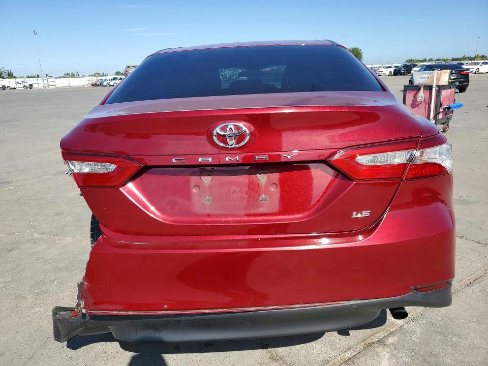Продаж на аукціоні авто 2018 Toyota Camry, vin: 4T1B11HK6JU579101, номер лоту: 64282256