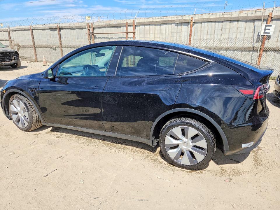 64475386 :رقم المزاد ، 7SAYGDEE9PF904051 vin ، 2023 Tesla Model Y مزاد بيع