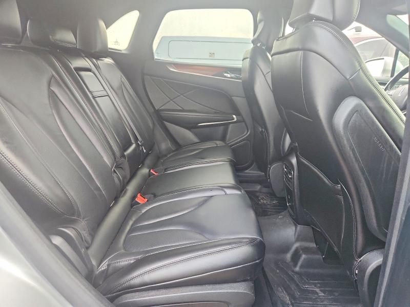 Продаж на аукціоні авто 2019 Lincoln Mkc, vin: 5LMCJ2D95KUL22281, номер лоту: 63677866