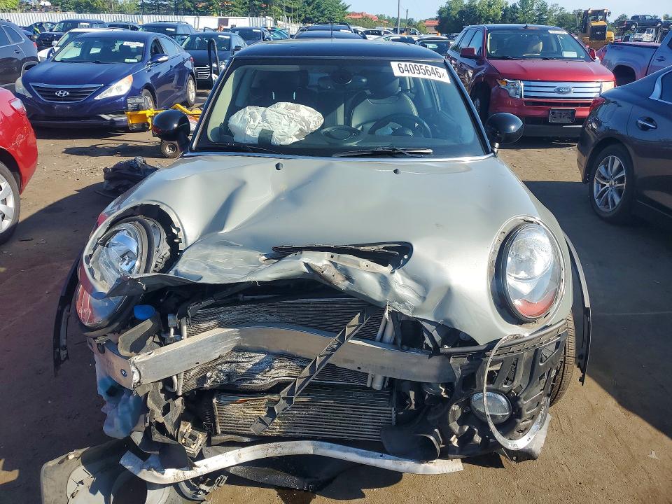 2017 Mini Cooper მანქანა იყიდება აუქციონზე, vin: WMWXP7C35H2C61665, აუქციონის ნომერი: 64095646