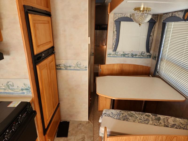 Продажа на аукционе авто 2004 Jayco Jay Jay Flight, vin: 1UJCJ02RX41E40168, номер лота: 64997196