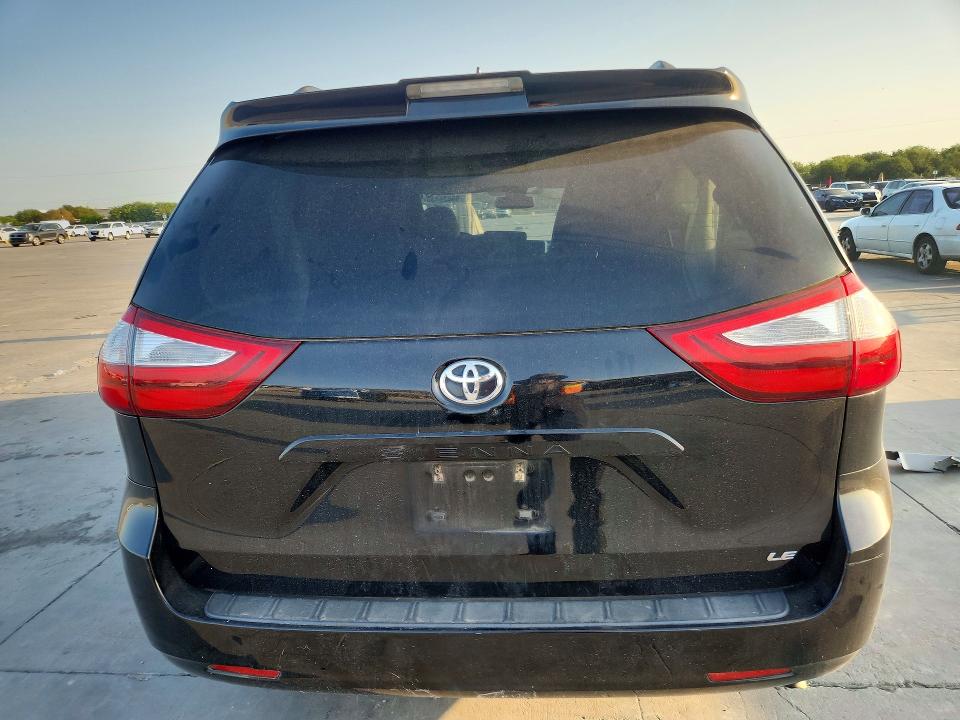 63836436 :رقم المزاد ، 5TDKZ3DC5KS008471 vin ، 2019 Toyota Sienna مزاد بيع