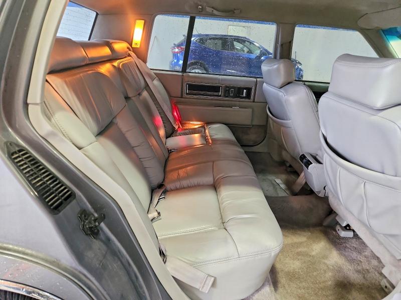 63580256 :رقم المزاد ، 1G6CD53BXP4209523 vin ، 1993 Cadillac Deville مزاد بيع