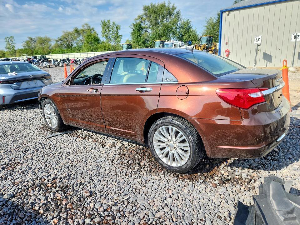2013 Chrysler 200 მანქანა იყიდება აუქციონზე, vin: 1C3CCBCG4DN653212, აუქციონის ნომერი: 65738666