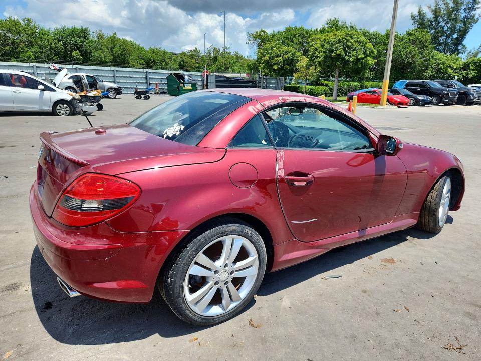 Продаж на аукціоні авто 2011 Mercedes-benz Slk, vin: WDBWK5EA0BF238447, номер лоту: 64984076