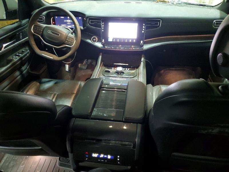 61918136 :رقم المزاد ، 1C4SJVAT8NS206562 vin ، 2022 Jeep Wagoneer مزاد بيع