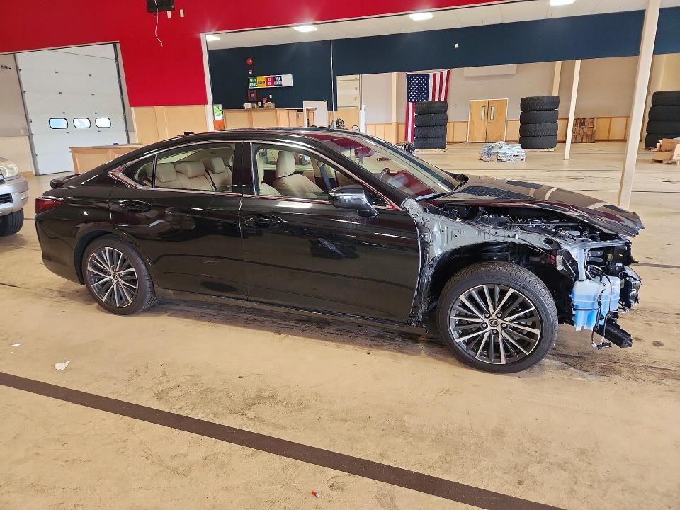 64369896 :رقم المزاد ، 58ADA1C12SU074948 vin ، 2025 Lexus Es 300h مزاد بيع