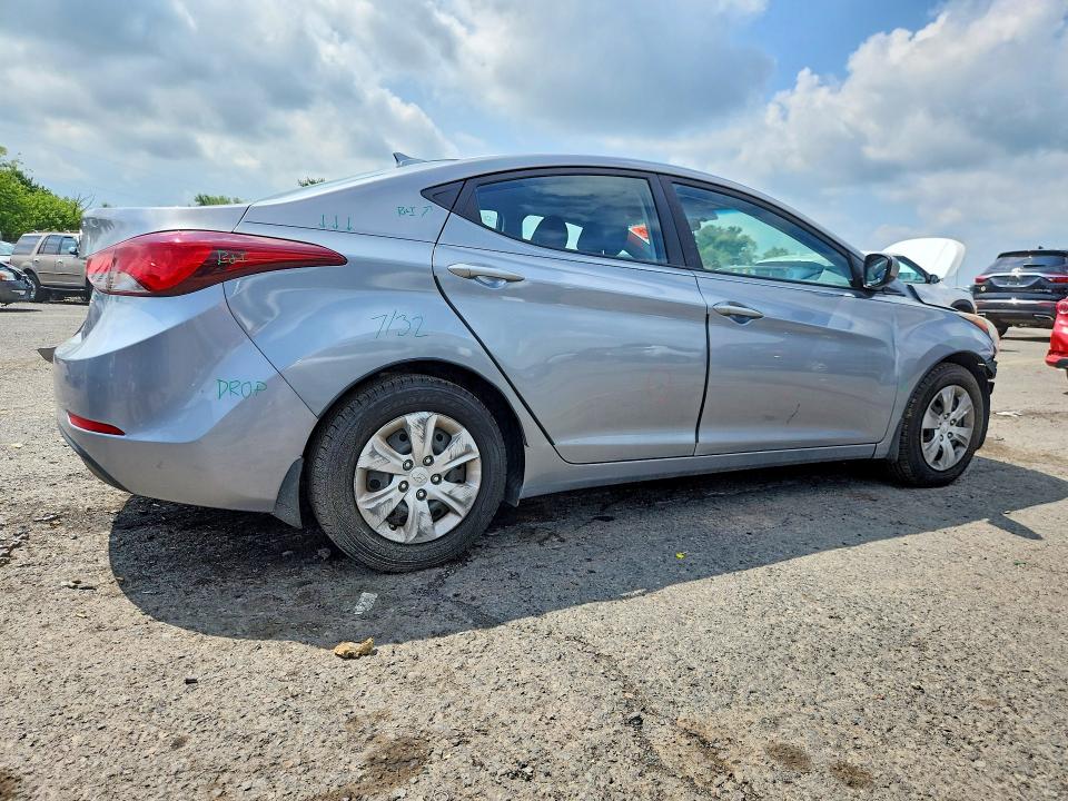 62839626 :رقم المزاد ، 5NPDH4AE6GH786296 vin ، 2016 Hyundai Elantra مزاد بيع
