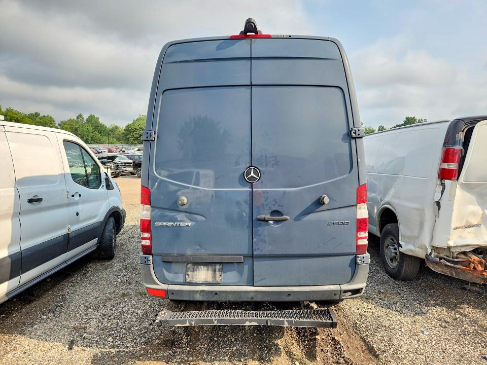 Aukcja sprzedaży 2018 Mercedes-benz Sprinter, vin: WD3PE7CD9JP645921, numer aukcji: 64502106