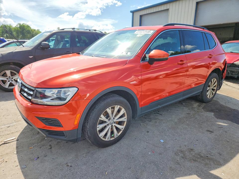 64422546 :رقم المزاد ، 3VV2B7AX5KM108347 vin ، 2019 Volkswagen Tiguan مزاد بيع