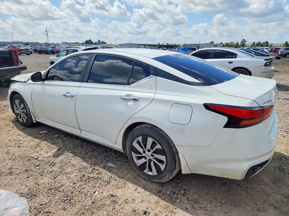 64672706 :رقم المزاد ، 1N4BL4BV9MN380860 vin ، 2021 Nissan Altima مزاد بيع