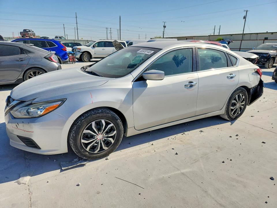 Auction sale of the 2018 Nissan Altima, vin: 1N4AL3APXJC172874, lot number: 65930146