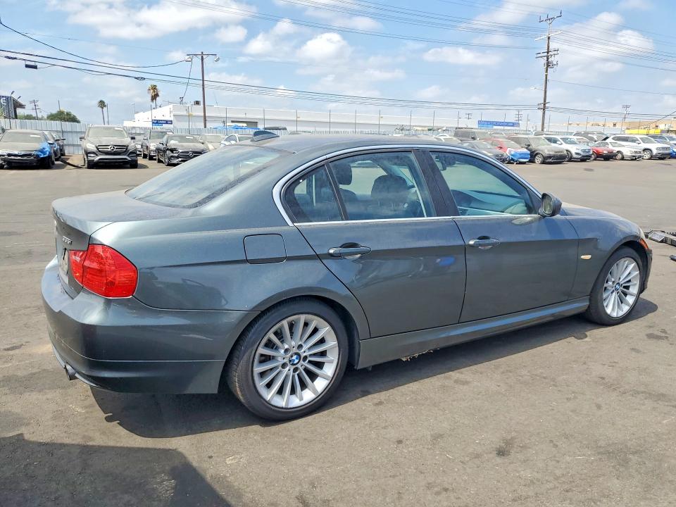 64225996 :رقم المزاد ، WBAPM5C53BE435914 vin ، 2011 Bmw 335 مزاد بيع
