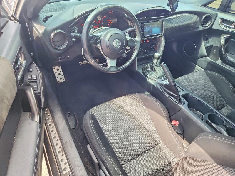 66330616 :رقم المزاد ، JF1ZNAA17H8710117 vin ، 2017 Toyota 86 مزاد بيع