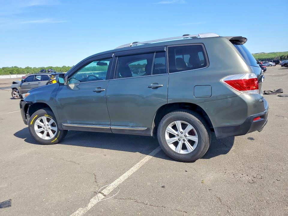 2013 Toyota Highlander მანქანა იყიდება აუქციონზე, vin: 5TDZA3EH2DS035601, აუქციონის ნომერი: 63531886