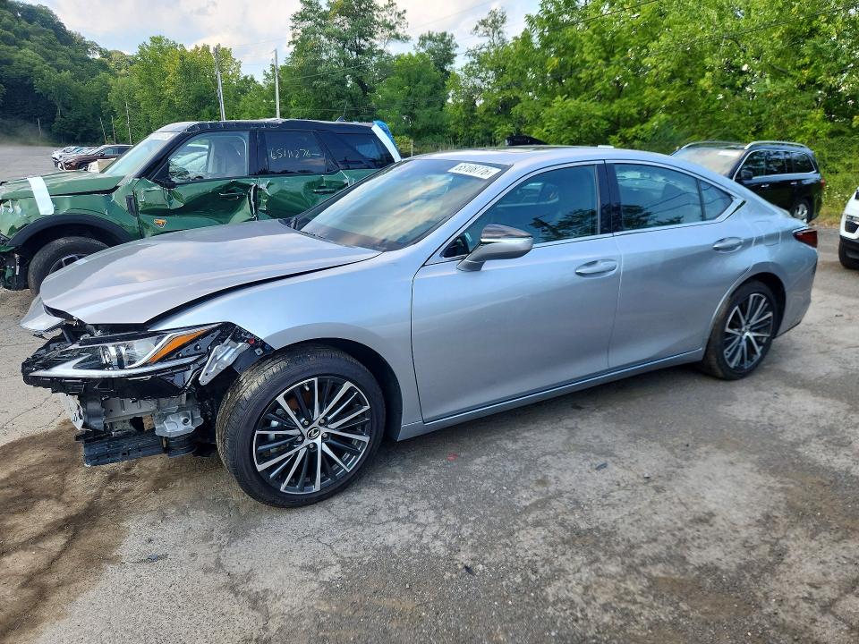 65108776 :رقم المزاد ، 58ADZ1B16SU212565 vin ، 2025 Lexus Es 350 مزاد بيع