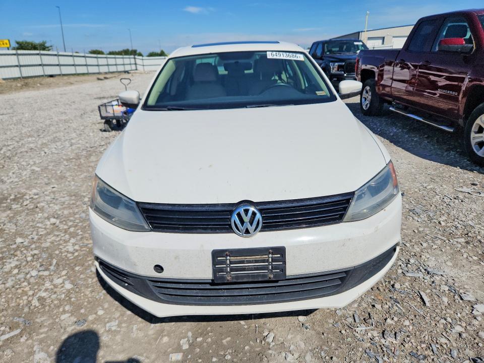 64913686 :رقم المزاد ، 3VWLL7AJ5BM123052 vin ، 2011 Volkswagen Jetta مزاد بيع